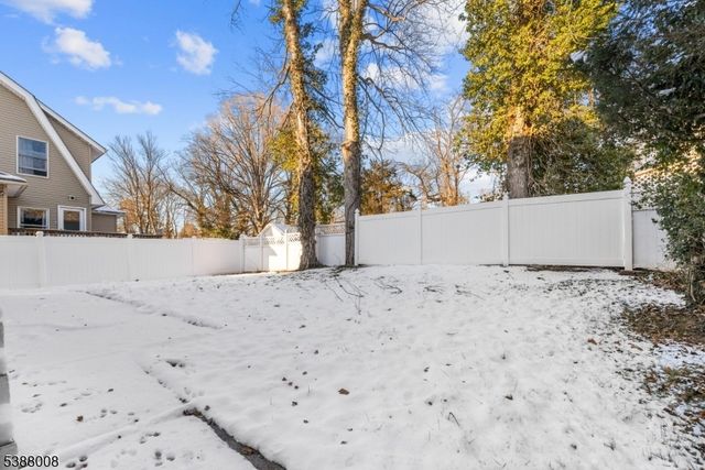 177 Rockwood Pl, Englewood City, NJ 07631