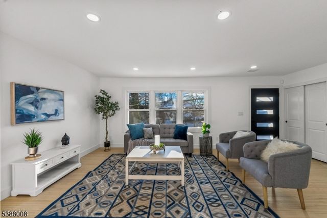 177 Rockwood Pl, Englewood City, NJ 07631