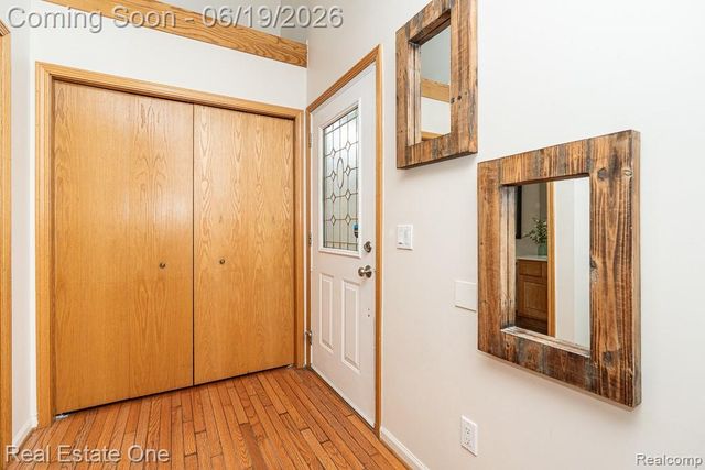 6595 Scenic Pines Court, Clarkston, MI 48346