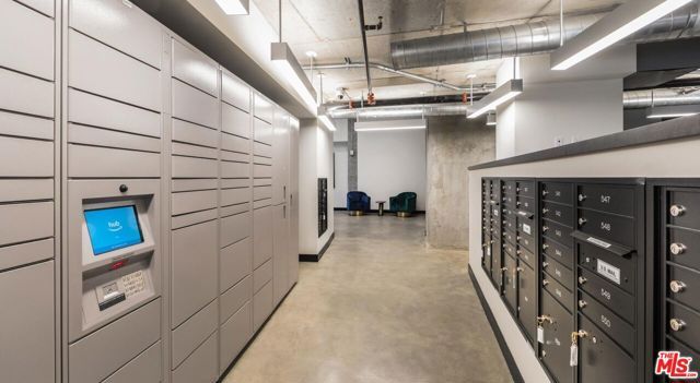 950 E 3rd Street 2228, Los Angeles, CA 90013