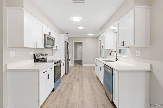 214 S Harrison Street, Beverly Hills, FL 34465