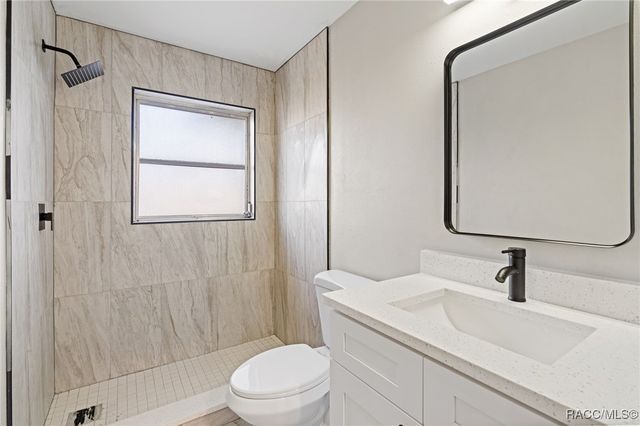 214 S Harrison Street, Beverly Hills, FL 34465
