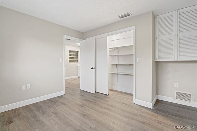 214 S Harrison Street, Beverly Hills, FL 34465