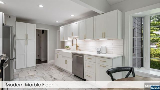 454 Wastena Terrace, Ridgewood, NJ 07450