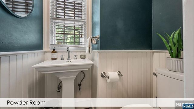 454 Wastena Terrace, Ridgewood, NJ 07450