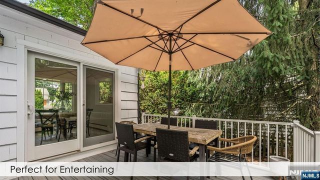 454 Wastena Terrace, Ridgewood, NJ 07450
