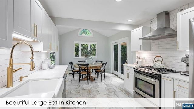 454 Wastena Terrace, Ridgewood, NJ 07450