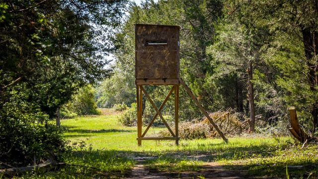 2062 N Fm 1291, Fayetteville, TX 78940