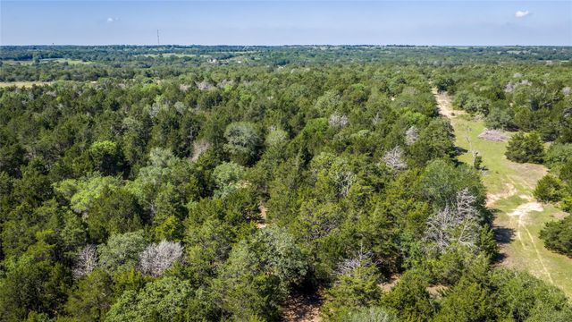 2062 N Fm 1291, Fayetteville, TX 78940