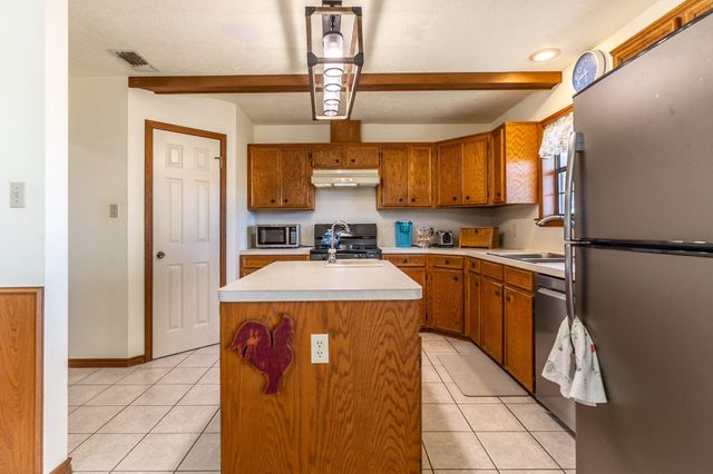 2062 N Fm 1291, Fayetteville, TX 78940
