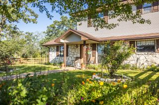 2062 N Fm 1291, Fayetteville, TX 78940
