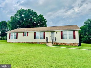 222 E LEE HWY, New Market, VA 22844