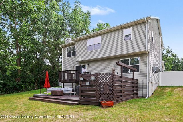 5521 Jessael Drive, Bath, MI 48808