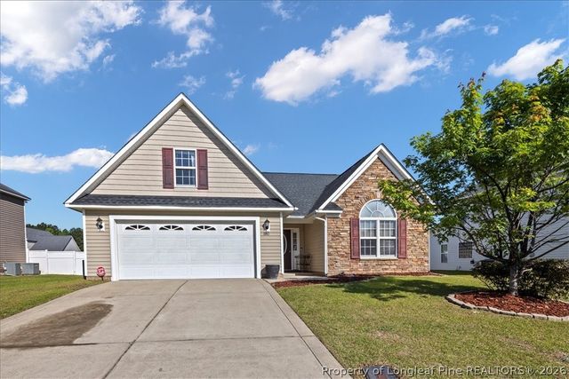 180 Brightwood Drive, Raeford, NC 28376