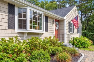 90 Lady Slipper Drive, Dennis, MA 02638