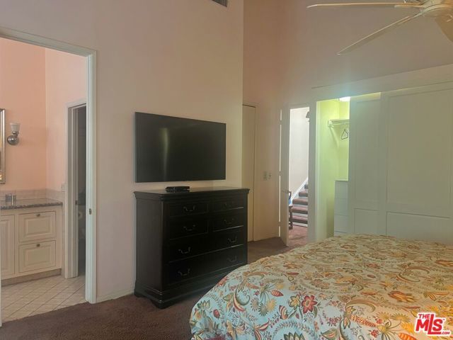 8611 Burton Way 6, Los Angeles, CA 90048