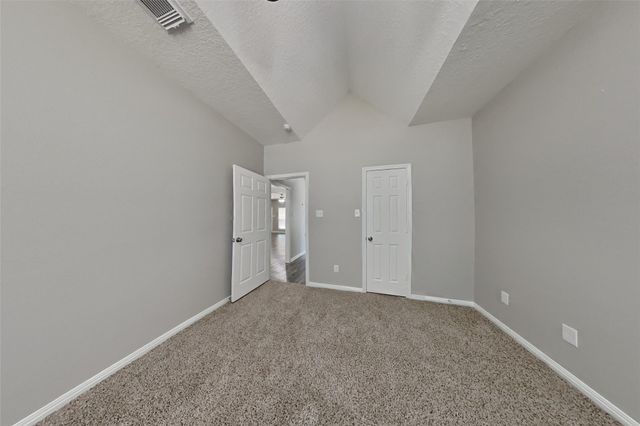 121 Warbonnet Drive, Conroe, TX 77304