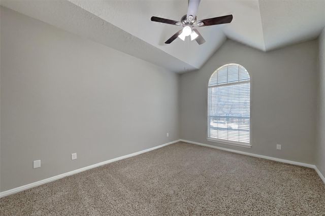 121 Warbonnet Drive, Conroe, TX 77304