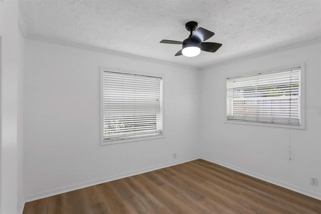 621 85TH AVENUE N, St Petersburg, FL 33702