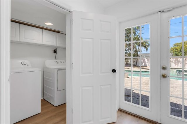 621 85TH AVENUE N, St Petersburg, FL 33702