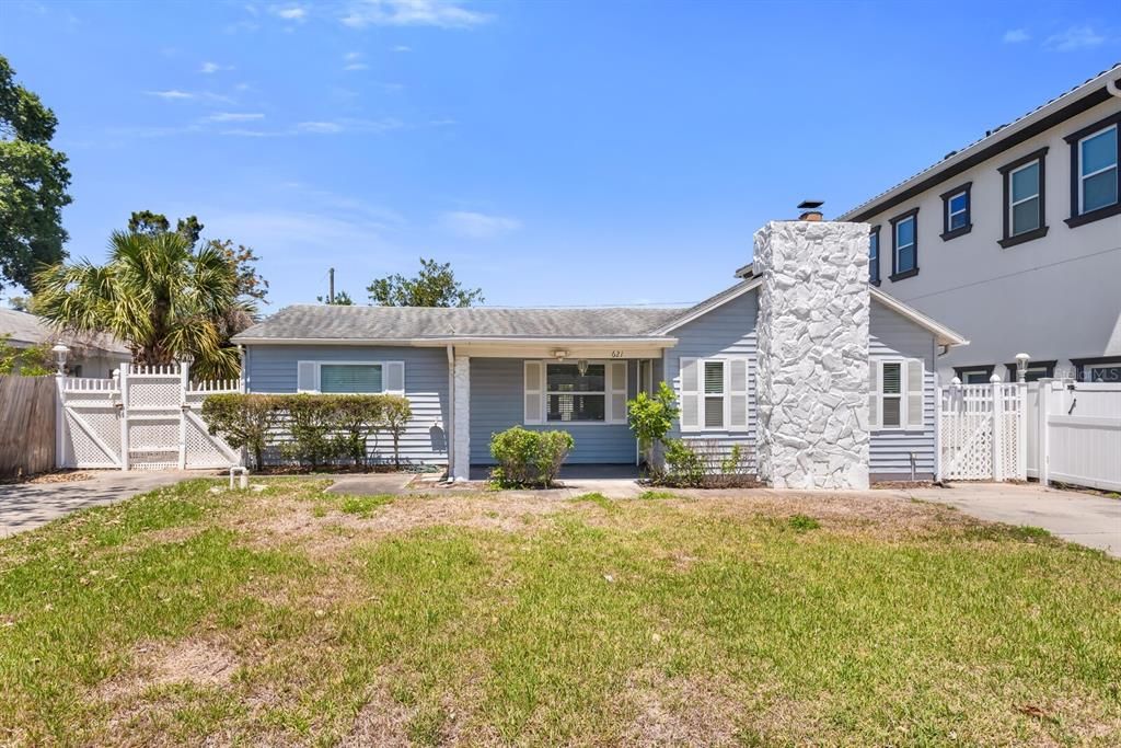 621 85TH AVENUE N, St Petersburg, FL 33702