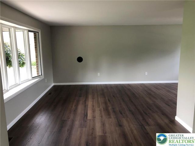 1410 Quarry Drive, Bethlehem City, PA 18020