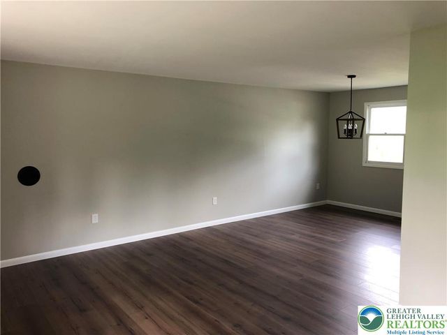 1410 Quarry Drive, Bethlehem City, PA 18020