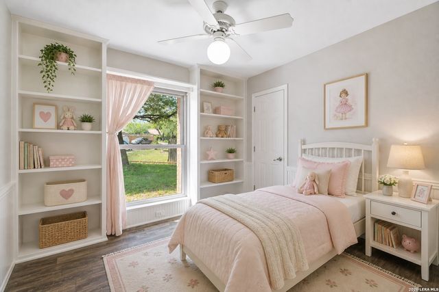 9400 Woodland Hills, San Antonio, TX 78250