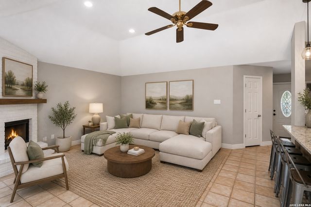 9400 Woodland Hills, San Antonio, TX 78250