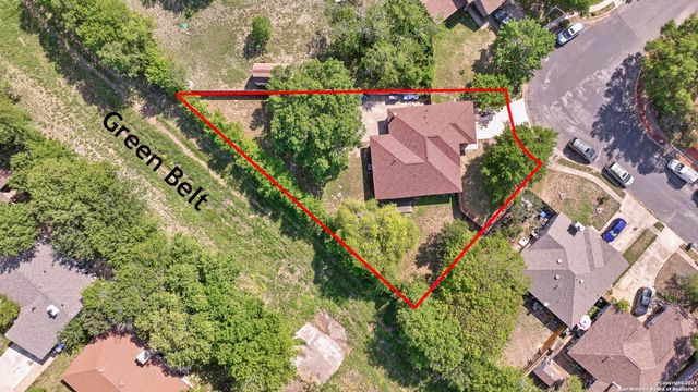 9400 Woodland Hills, San Antonio, TX 78250