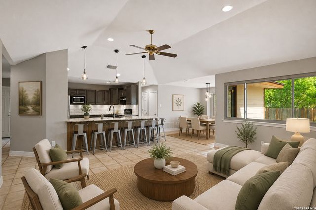 9400 Woodland Hills, San Antonio, TX 78250
