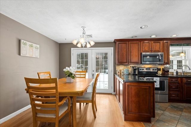 25 Richard Road, Hudson, MA 01749