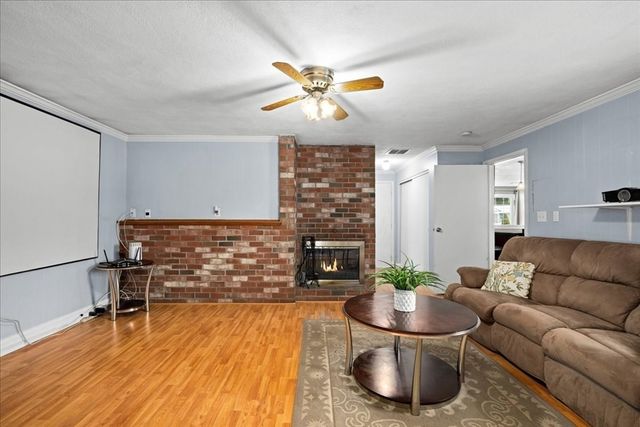 25 Richard Road, Hudson, MA 01749