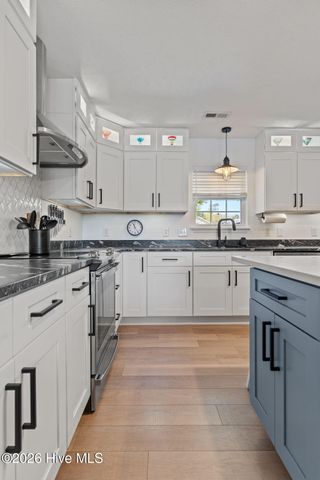 111 NW 10th Street, Oak Island, NC 28465