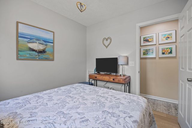 111 NW 10th Street, Oak Island, NC 28465
