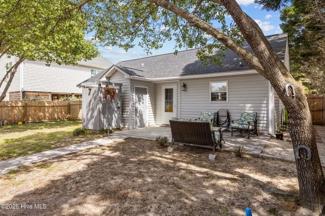 111 NW 10th Street, Oak Island, NC 28465