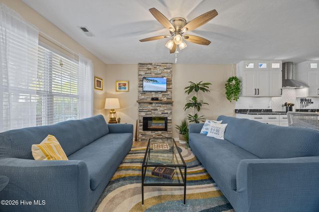 111 NW 10th Street, Oak Island, NC 28465