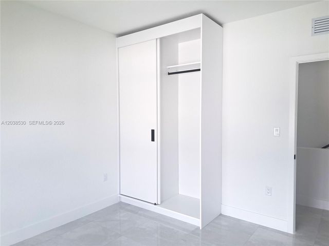1373 NW 1st St 1373, Florida City, FL 33034