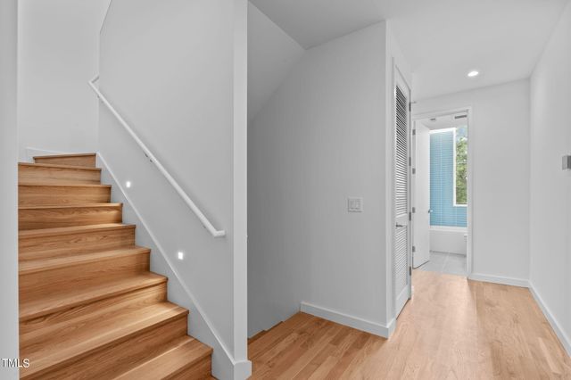 501 S Bloodworth Street 102, Raleigh, NC 27601