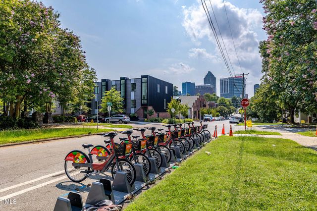 501 S Bloodworth Street 102, Raleigh, NC 27601