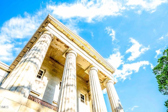 501 S Bloodworth Street 102, Raleigh, NC 27601