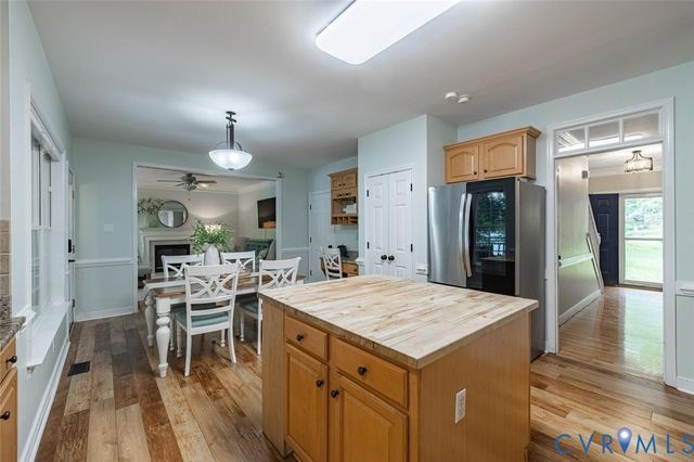 14316 Cove Ridge Ter, Midlothian, VA 23112