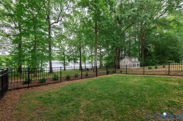 14316 Cove Ridge Ter, Midlothian, VA 23112