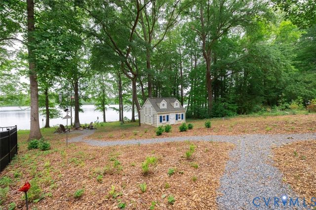 14316 Cove Ridge Ter, Midlothian, VA 23112