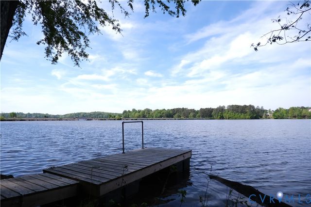 14316 Cove Ridge Ter, Midlothian, VA 23112