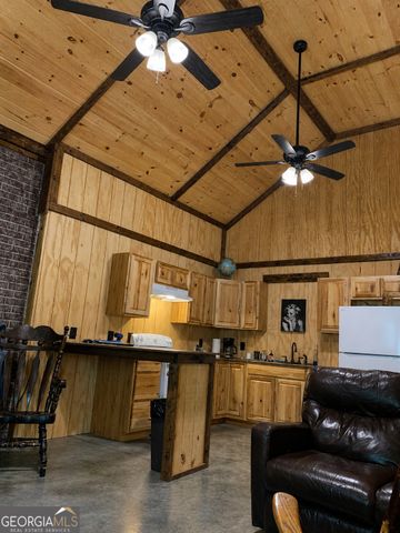 326 Skywood Lane, Cleveland, GA 30528