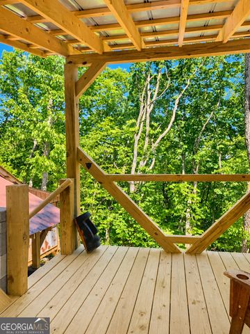 326 Skywood Lane, Cleveland, GA 30528