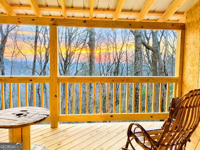 326 Skywood Lane, Cleveland, GA 30528