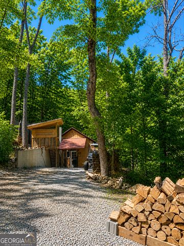 326 Skywood Lane, Cleveland, GA 30528