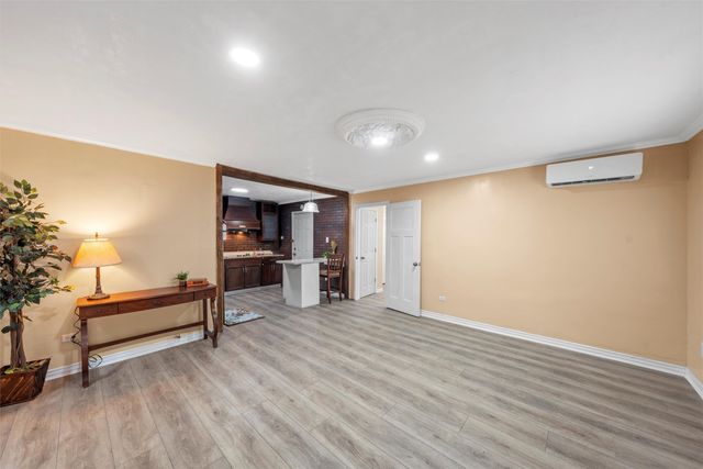 4505 Memorial Drive, Beverly Hills, TX 76711